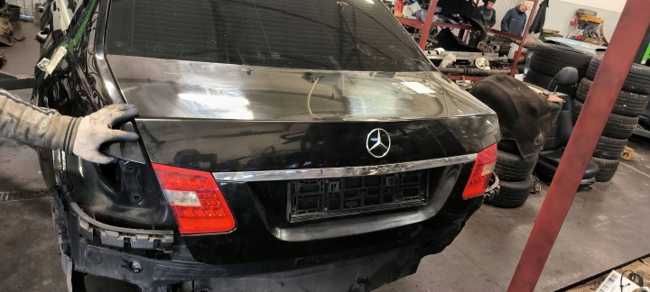 trunk door boot 197 Mercedes-BENZ W212 E350 sedan
