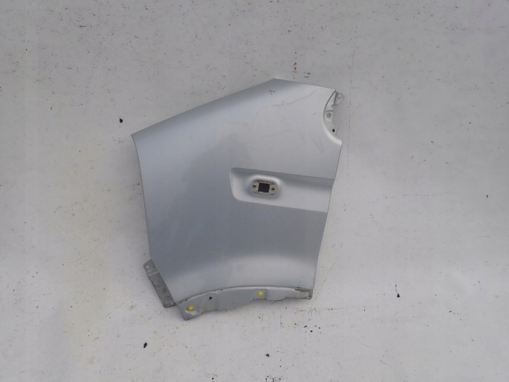 RENAULT MASTER II LIFT 04-09 blatník levý předek