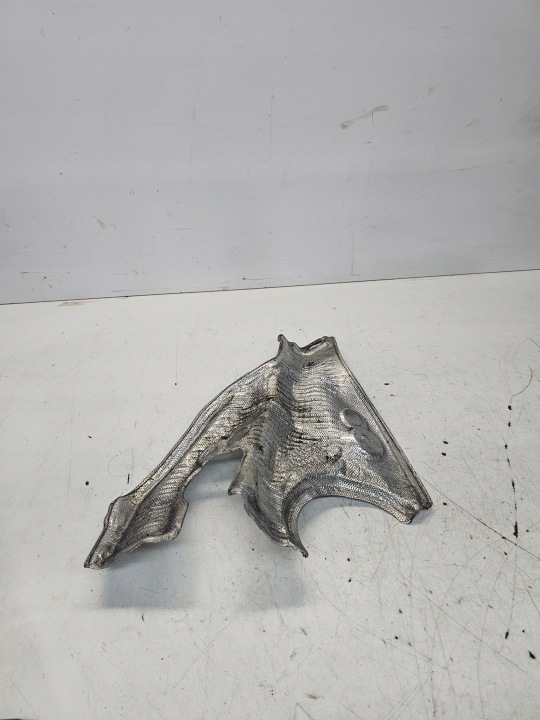 BLENDE ABDECKUNG TERMICZNA TUNELU AUDI Q5 8R 8R1804163A