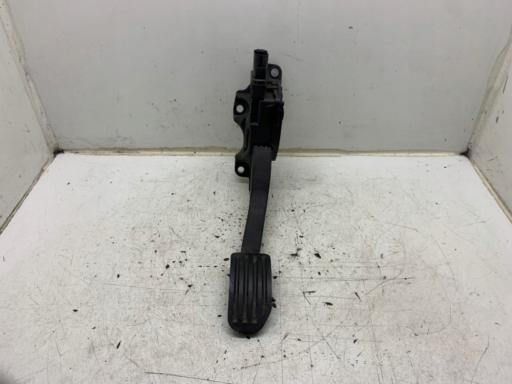 plynový pedál potencjometr 31329062 VOLVO V60 S60 II 10-18
