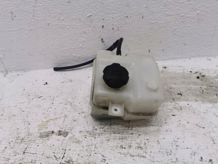 water tank HYUNDAI I40 1.7 25430-3Z100