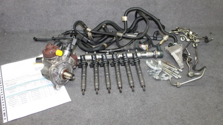 BMW F10 F01 E70 F15 N57D30C M50D - UKLAD carburant injecteurs pompe impression