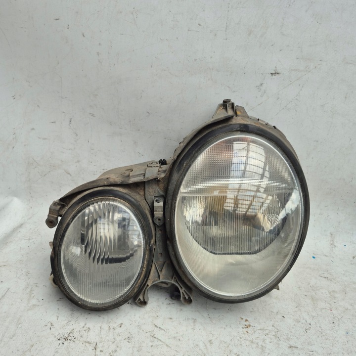 MERCEDES E KLASA W210 LIFT 99- light left front front