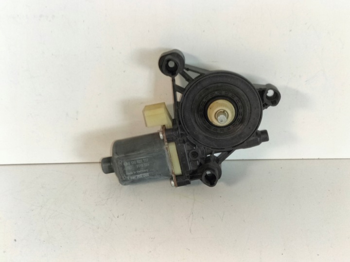 Motorino podnosnika VETRO finestrini Anteriore sinistra AUDI A3 8V 12- GOLF VII 12