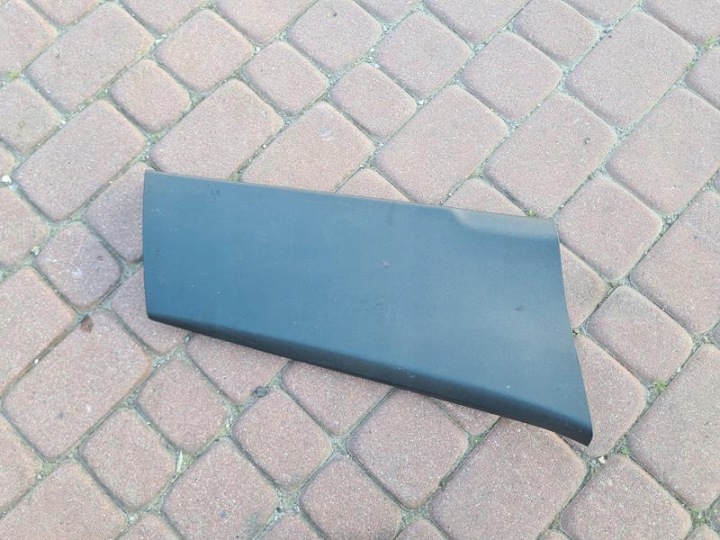 plastový slupka pravá Stlpik Opel Meriva B 13265528