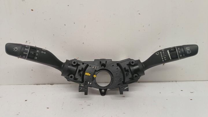 HYUNDAI I30 III steering wheel levers and controls KOMBAJN 93404-G4950 2017