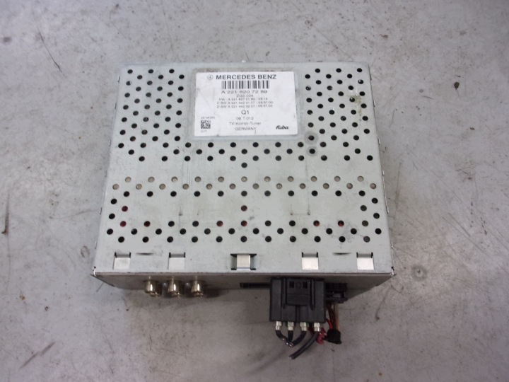 MERCEDES CL 216 W216 CL 500 module control unit TV TUNER A2218207289