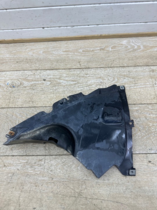fedél TROJKAT NADKOLA jobb eleje BMW F32 F33 F36 m-csomag 8054552