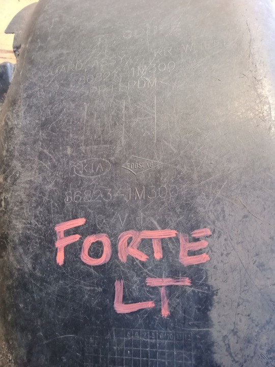 KIA FORT PARE SOLEIL GAUCHE DROITE ARRIÈRE 2009-13R