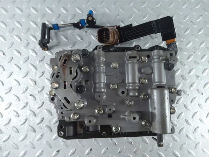 KIA Mecatrónica Optima 462103B611 10