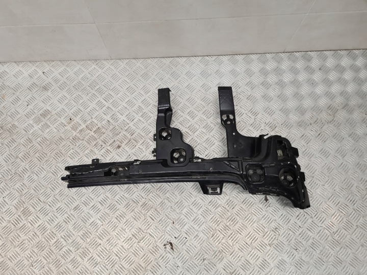MINI F56 Suppporto montaggio paraurti posteriore Destra 7411146