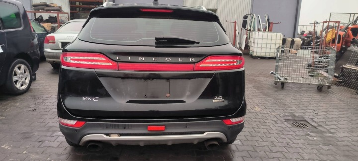 kufrové dvere kompletná LINCOLN MKC
