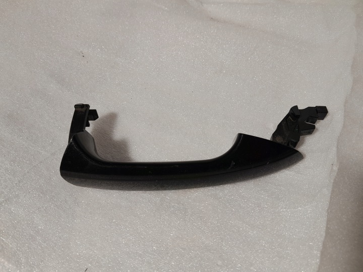 MERCEDES W204 Poignée Externe Droite Arrière A2047600270