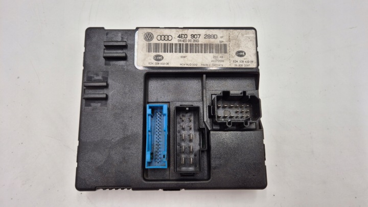 modul riadiaca jednotka KOMFORTU 4E0907289D AUDI A8 D3