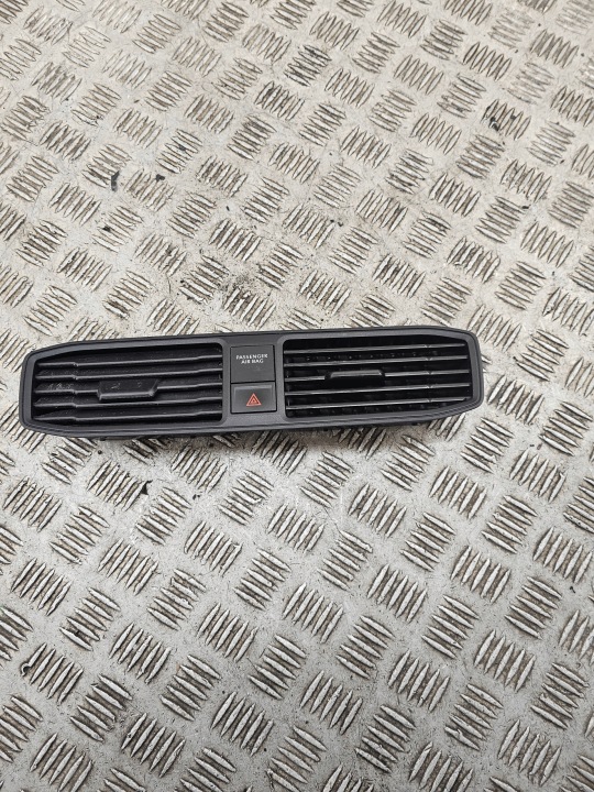 VW CADDY IV 2K5 BOCCHETTA ARIA ANTERIORE Dell’aria medio 2K5819728