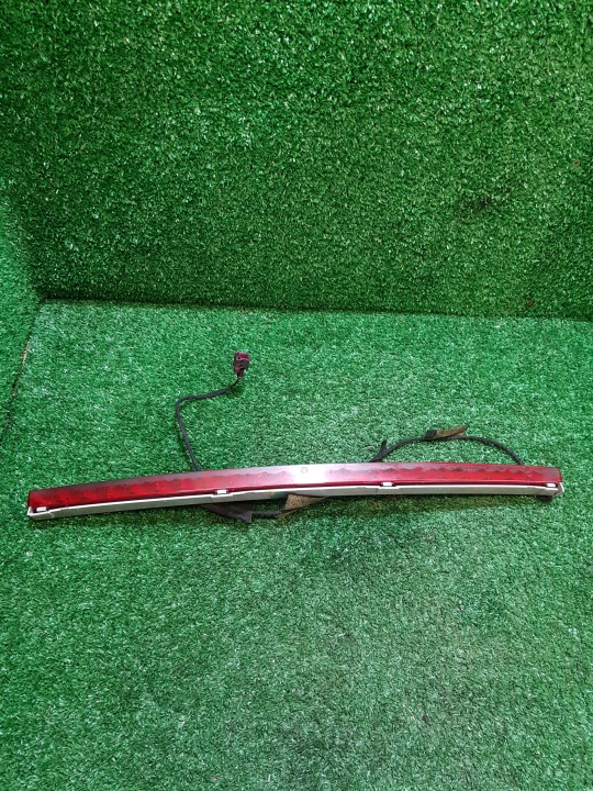 Feux phare STOPU MERCEDES-BENZ E KLASA W212 A2048200056
