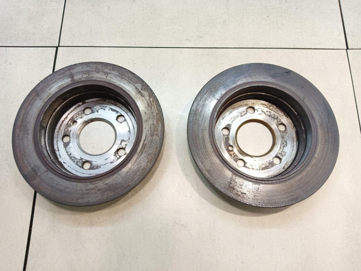Disques Frein Arrière KOMPLET MERCEDES W169 2.0 CDI