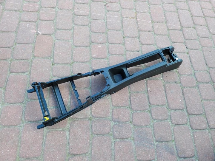 Tunel střední Europa Opel Corsa E 13390674