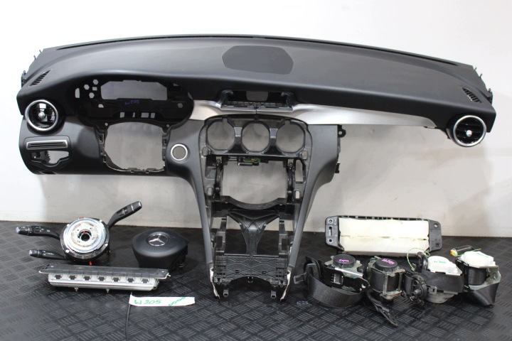 dashboard console airbag airbags MERCEDES C-KLASA W205 1.6 CDI