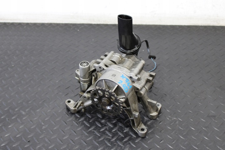 oil pump JAGUAR F-PACE X761 G4D3-6C079-F