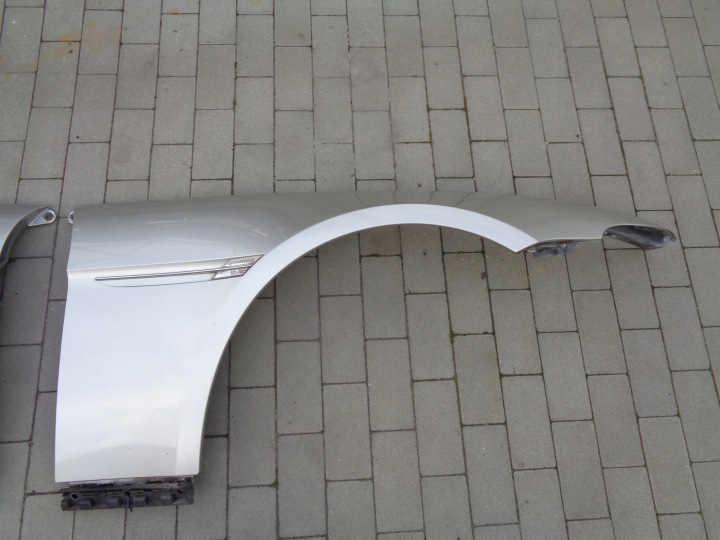 blatník předek pravý BMW 6 E63 mineral-silber
