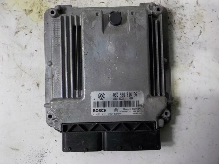 VW Computer Bedienteil 03G906016EG 0281011950