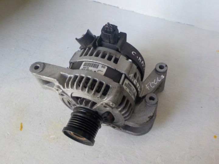 FORD FOCUS C-MAX 1.8 TDCI Alternateur 104210-3532