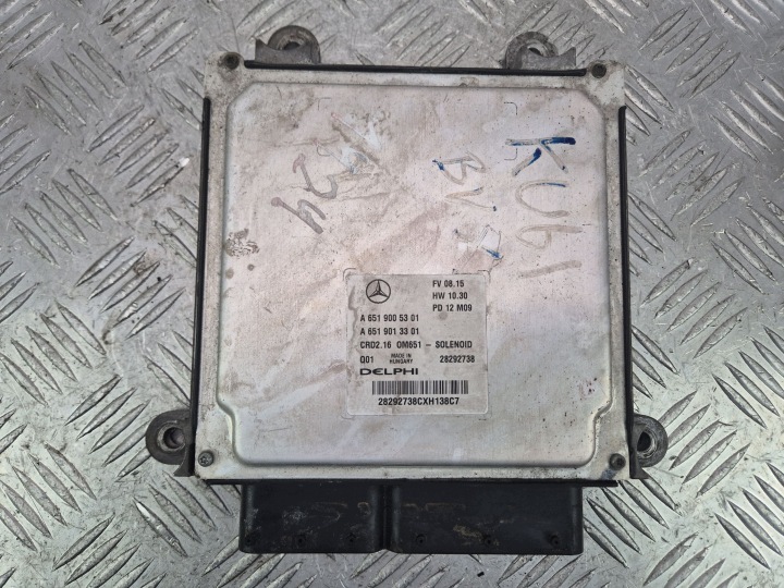 Mercedes C250 CDI W204 control unit of the engine A6519005301 OM651911