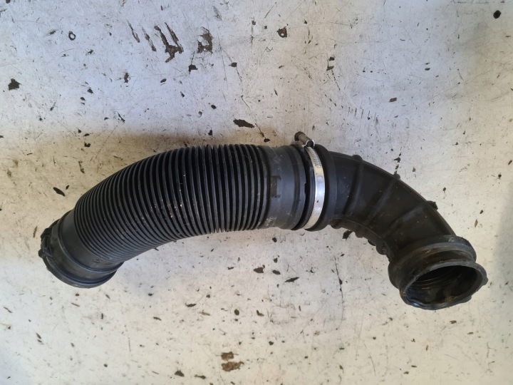 OPEL ASTRA J LIFT tubo tubo tubazione dell’aria 1.4 TURBO 13265784