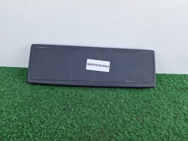 AUDI A3 8V záslepka airbagu kolenní kryt 34125668 PAK16/242MR