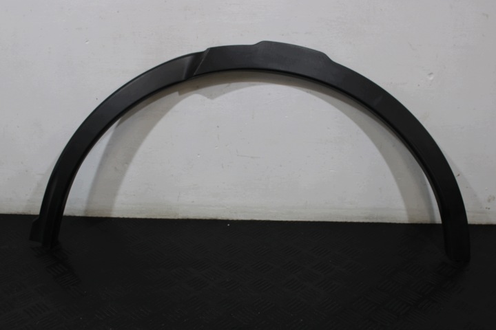 cap of a fender left rear part FK72-290E23-BC LAND ROVER DISCOVERY SPORT L550