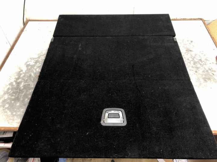 floor mats boot MERCEDES W212 KOMBI A2126800002 A2126800102