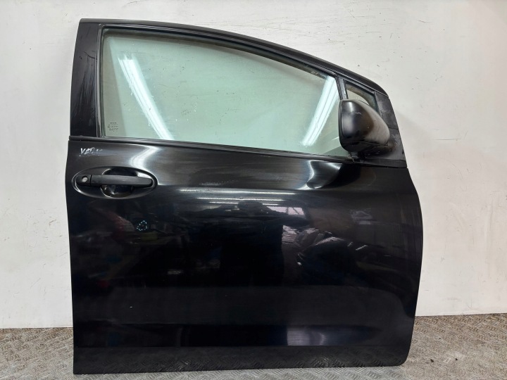 Portière Avant Avant Droit TOYOTA YARIS II 2 06