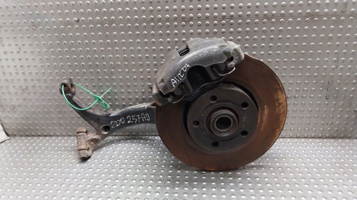 Achsschenkel Radnabe Radlager schenkel links vorne Bremssattel Bremse Sattel 8D0407257AD VW PASSAT B5 1.9D