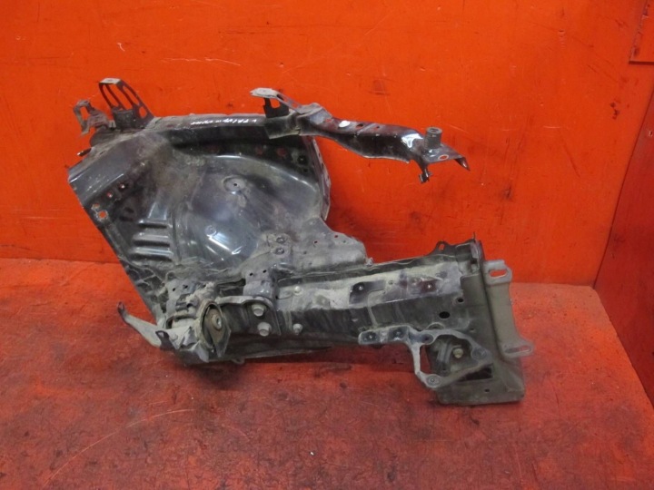 TOYOTA PRIUS 3 III W3 Longeron FARTUCH Longeron avant Gauche Avant Avant 202