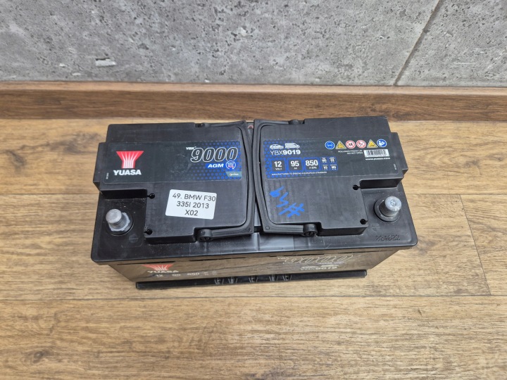 batterie YUASA YBX9019 12V 95AH 850A AGM START STOP STAN AKU - 98% !