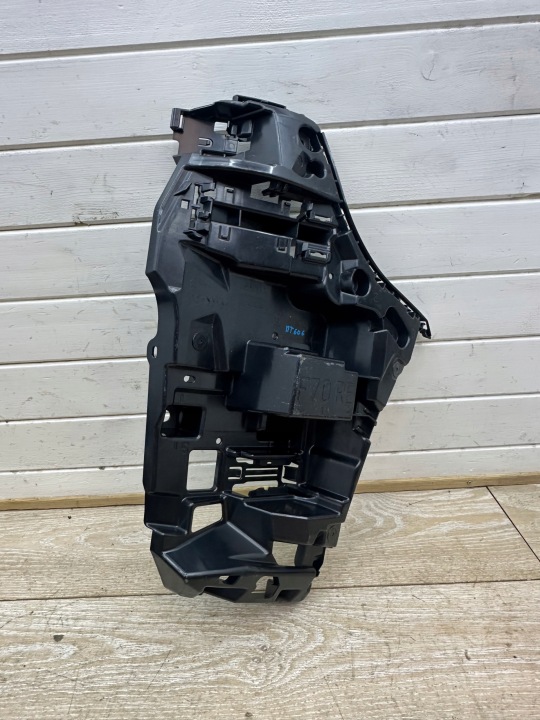 Fuhrung Stoßfanger hinten rechts BMW 1 F70