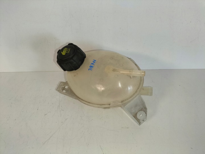 water tank RENAULT CLIO 4 IV 12- DACIA DUSTER II