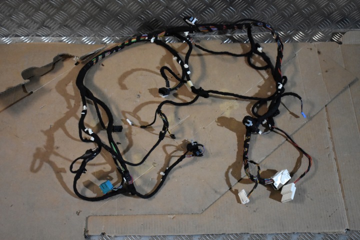 IDEALNA Kabelbaum konsole BMW F82 F83 F32 F33 F30 F31 LIFT 1