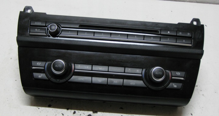 BMW F11 2.5 D 14R PANEL RADIO KLIMATYZACJA vyhřívaná sedačky 9328425