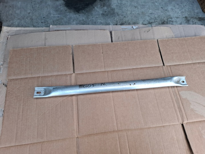 BMW X5 G05 LCI brace console of a shock absorber front right 7329746