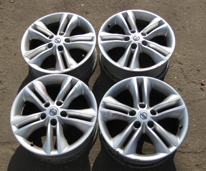 NISSAN QASHQAI CERCHI di alluminio 6.5" x 17" 5x114,3 ET40 KOMPLET