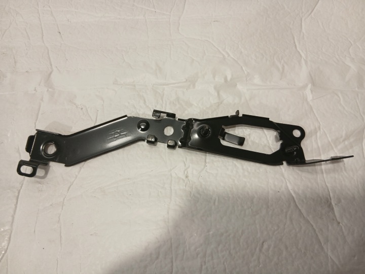 AUDI A4 B9 LIFT bracket holder of the sensor 8W0907298B