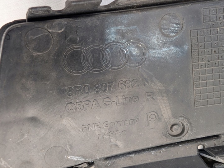 AUDI Q5 S-LINE 8R0807682N 6