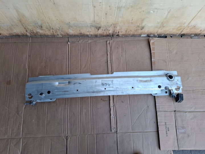 BMW X5 G05 X6 G06 RINFORZO PARAURTI Traversa Paraurti posteriore 22r