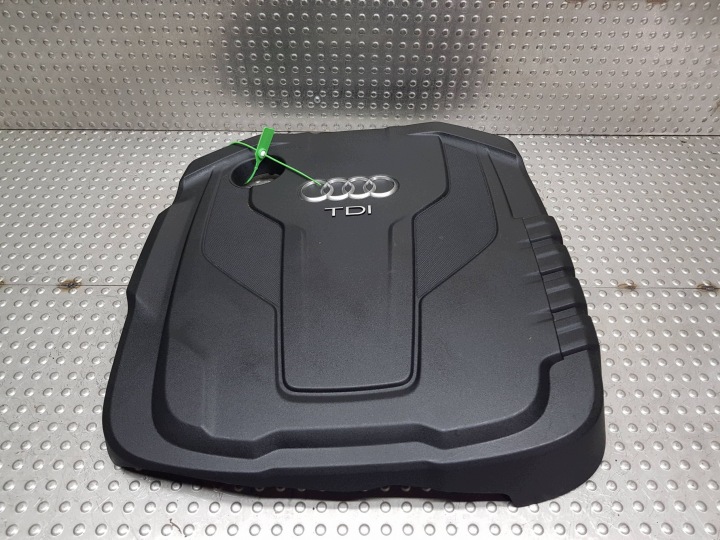 Coperchio copertura GREMBIALINA Motore superiore 04L103925D AUDI A4 B8 A5 8T A6 C7 Q5 8R 2.0TDI