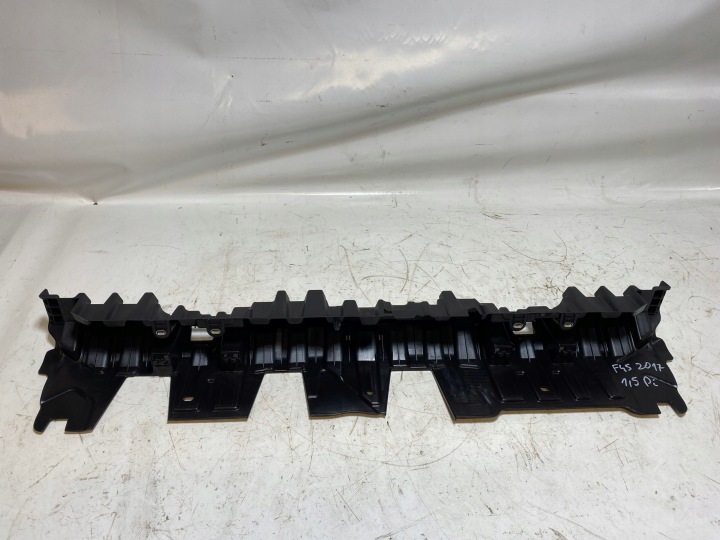 BMW F45 225xe 17r držák kufru 7331416
