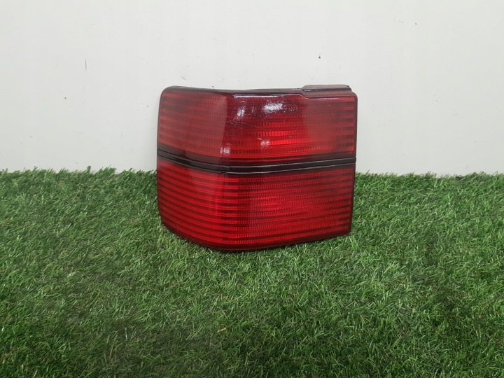 licht links hinten VOLKSWAGEN VENTO 1H5945111B