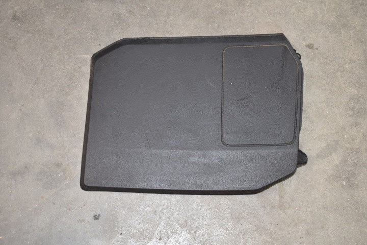 IDEALNA cover cover MERCEDES W167 1