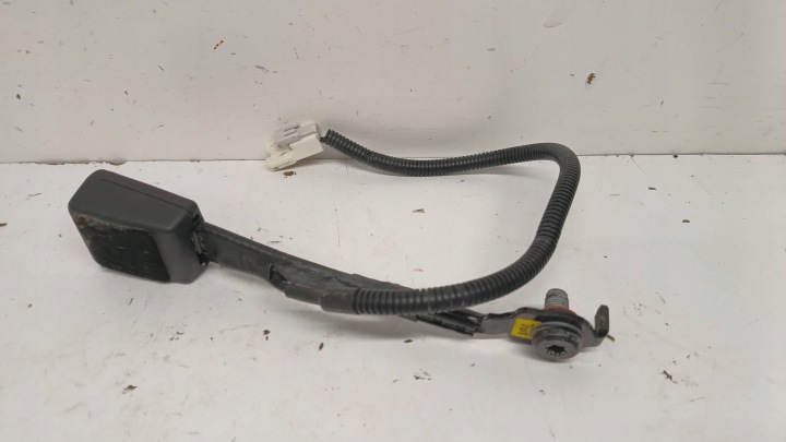 HYUNDAI I30 III 17- seat belt buckle seat supports of the front right 88830G4000